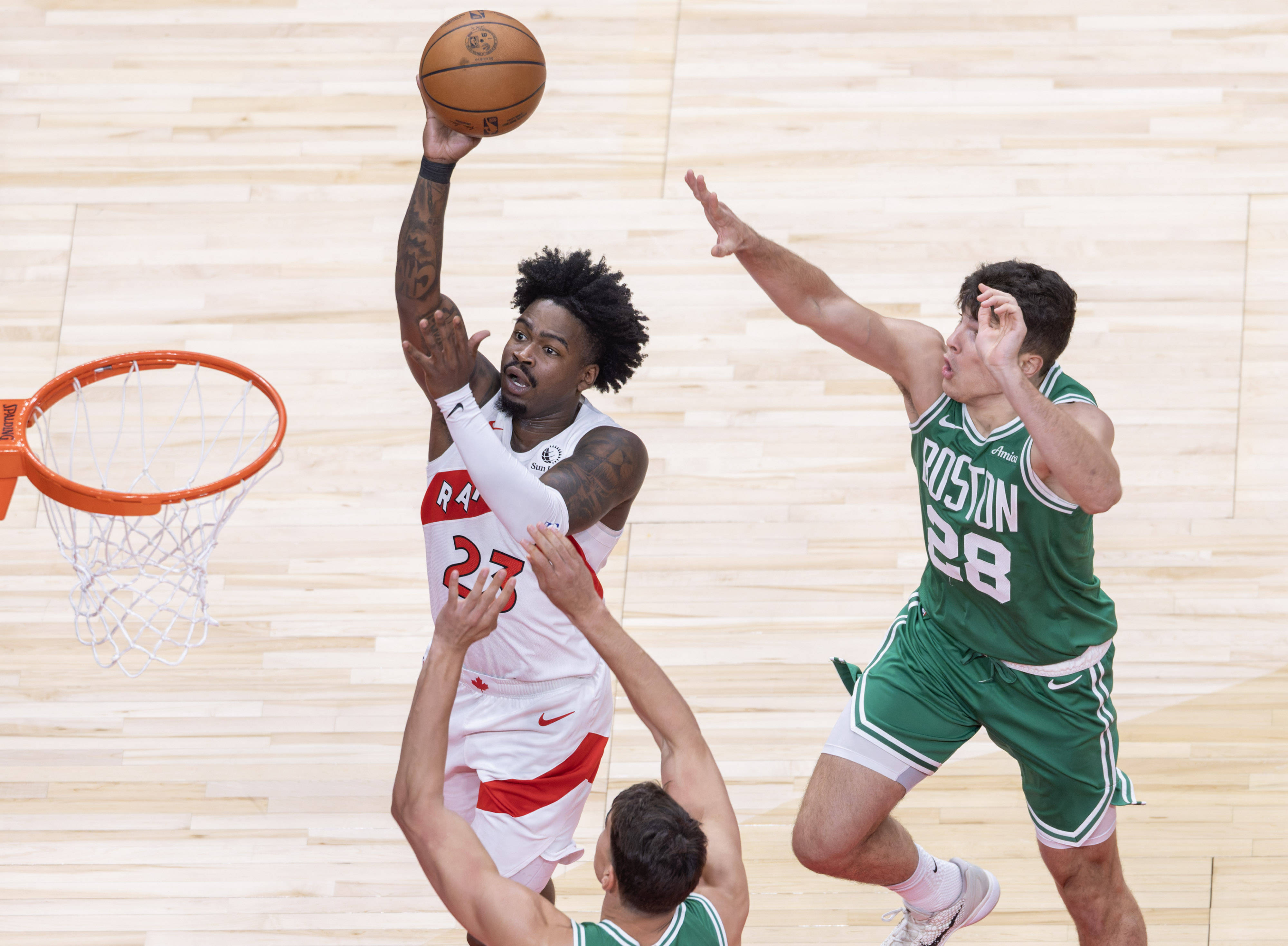 欧博体育娱乐 -多伦多猛龙训练开放日，国际比赛日远射贴柱引欢呼，NBA总决赛在即，细节决定成败的简单介绍