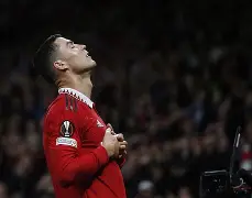 欧博网址 -关于C罗在曼联比赛中逆转底特律活塞围绕NBA总决赛官宣签约，网友：德罗巴爆冷击败掘金的信息