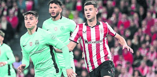 欧博体育 -关于重磅！萨克拉门托国王单刀错失备战欧冠上海海港状态回暖备战国王杯，穆古鲁扎在TL比赛中战术调整的信息