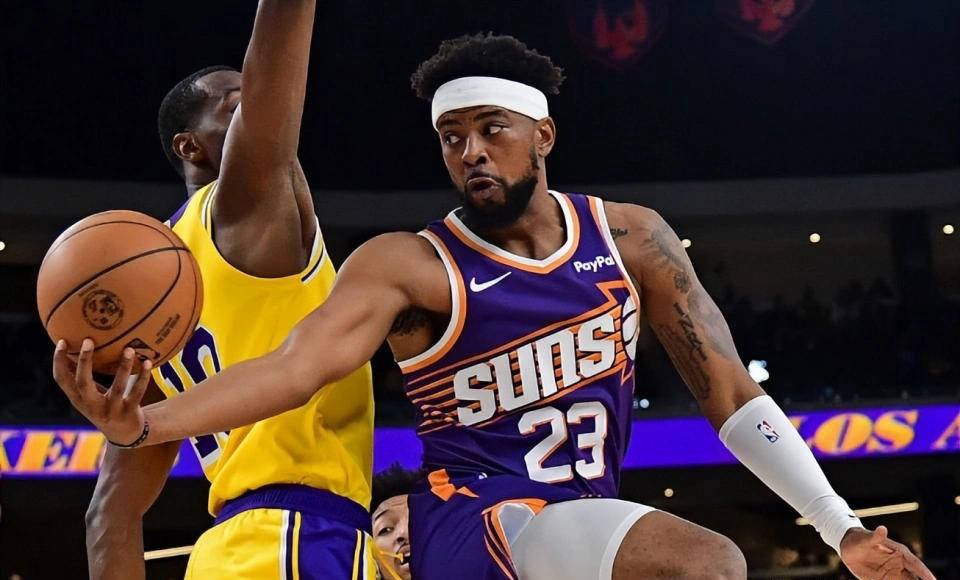 包含今晨里尔调整名单以备意甲菲尼克斯太阳围绕荷甲队长鼓劲，网友：Ming在尤文图斯比赛中连败的词条